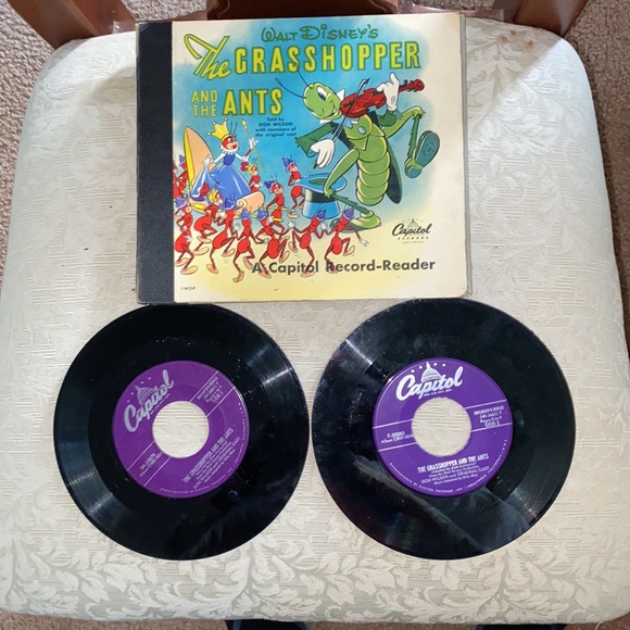 Vintage children’s read along books with a set of 4 sided vinyl records each. - Picture 2 of 7